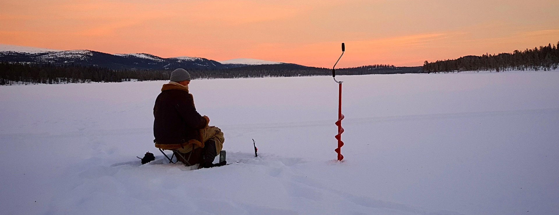 Sportfischen -Sportfischen icefishing 2049688 1920